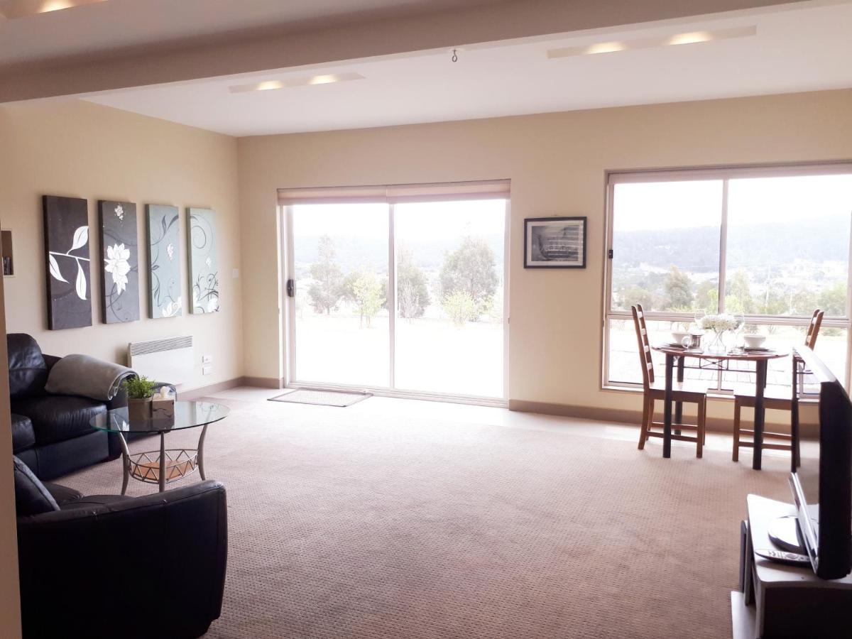Couples Retreat With Mountain View Near Hobart Hotel Sandford Eksteriør billede